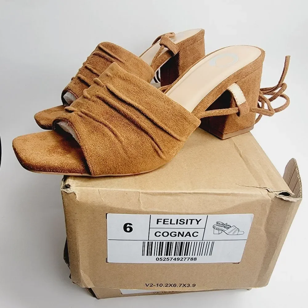 Journee Collection Womens Felisity Open Square Toe Block Heel Sandals Size 6 NIB
